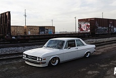 Клуб любителей соток: Audi 100LS и винтажные диски Rotiform LHR