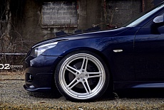 Легкий тюнинг BMW E60 | Кастомные диски D2FORGED